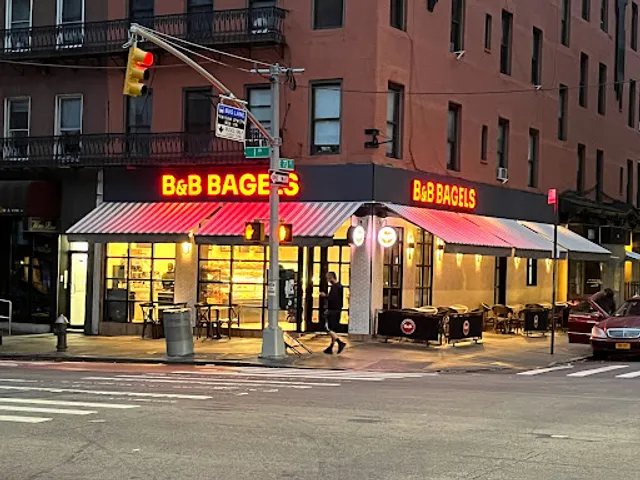 B&B BAGELS