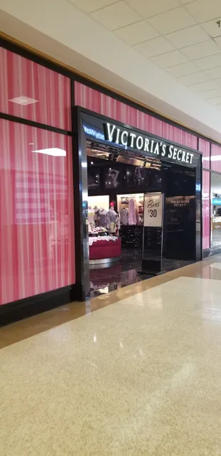 Victoria's Secret & PINK