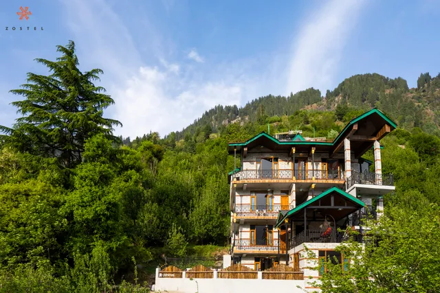 Zostel Manali (Vashisht)