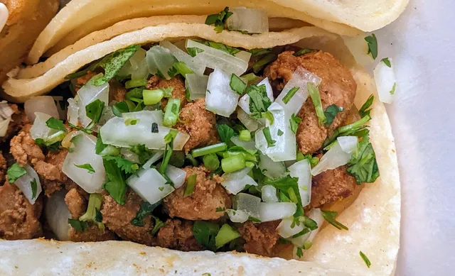 Pupuseria y Taqueria la Vendición