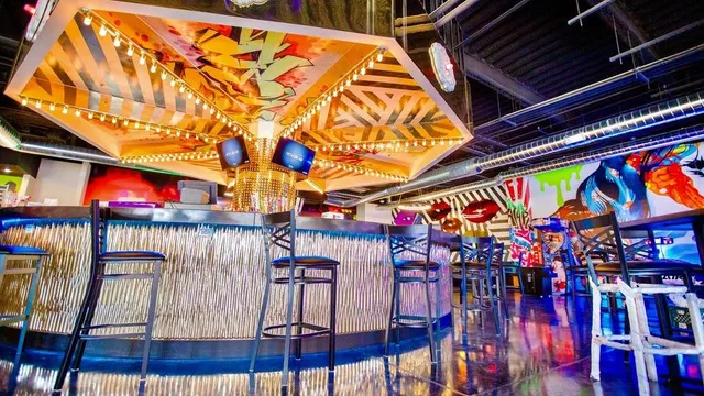Carousel Watch Bar