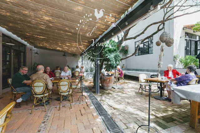 El Vergel Bistro & Market