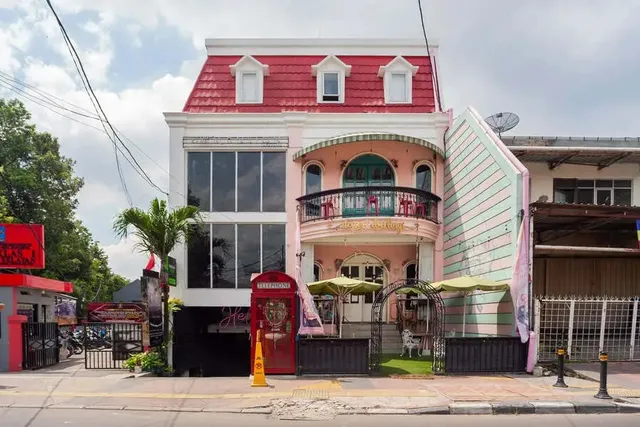 Urbanview Hotel Jagakarsa