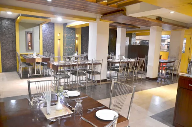 Olives Restaurant (A Unit of Hotel Rahul)