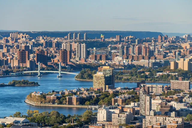 Sven Luxury Apartment Rentals LIC