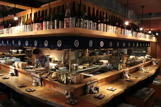 Yumenoya honten (Sashimi Store)