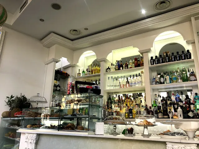 Hole In One Drink & Golf (open bar dall’una alle due)