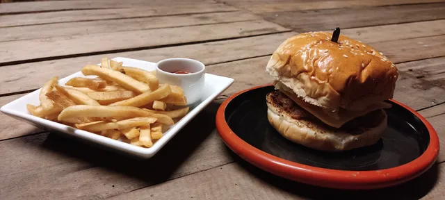 Ate Bry's Smoothies & Snack house Mogpog