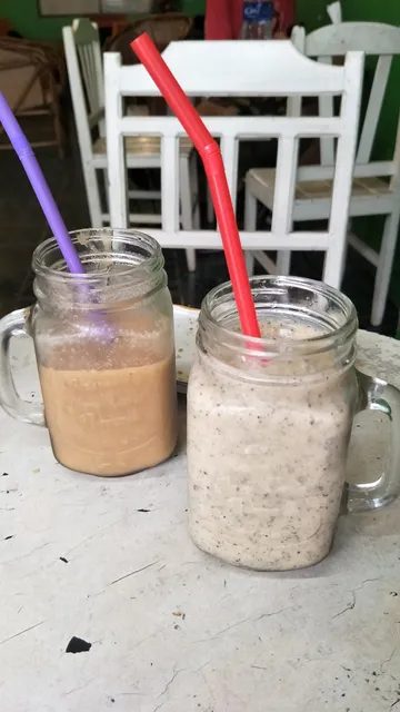 House of Fruit Shakes