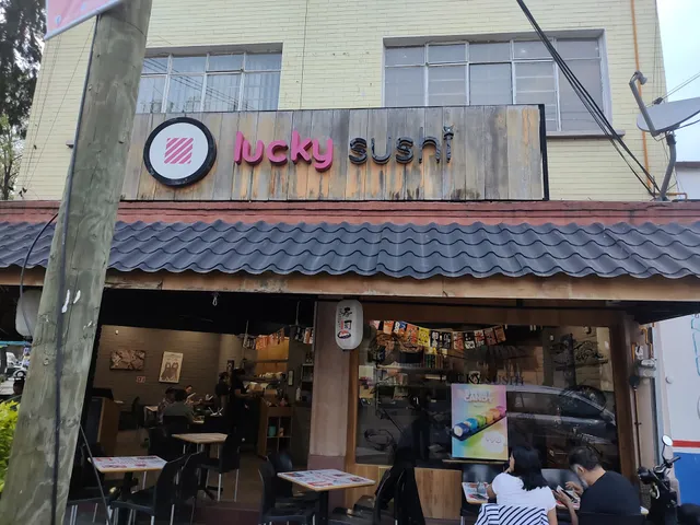 Lucky Sushi