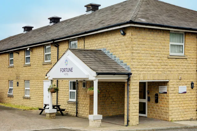 Fortune Hotel Huddersfield M62 JCT24, Sure Collection by Best Western