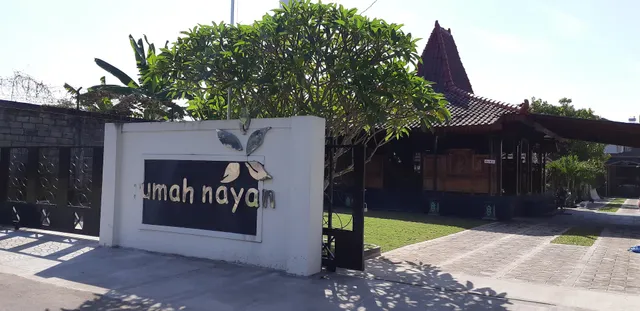 Omah Nayan Guest House