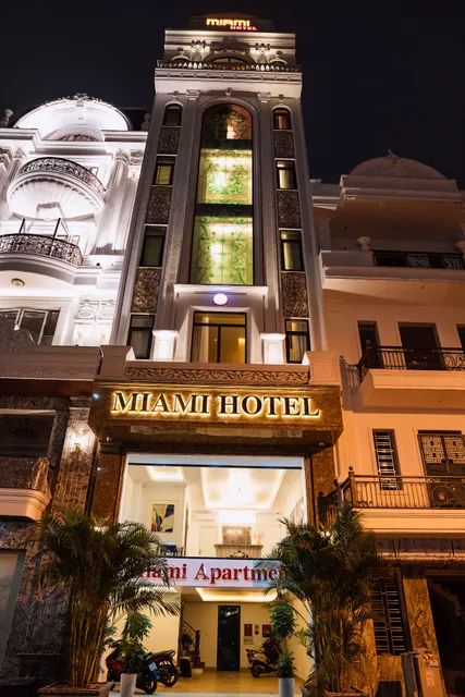 Khách sạn Miami Hotel