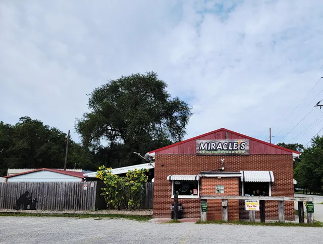 Miracle’s Neighborhood Bar