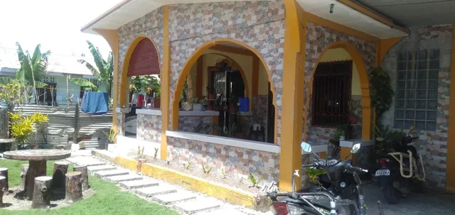 Subangan Homestay Burgos Central location,