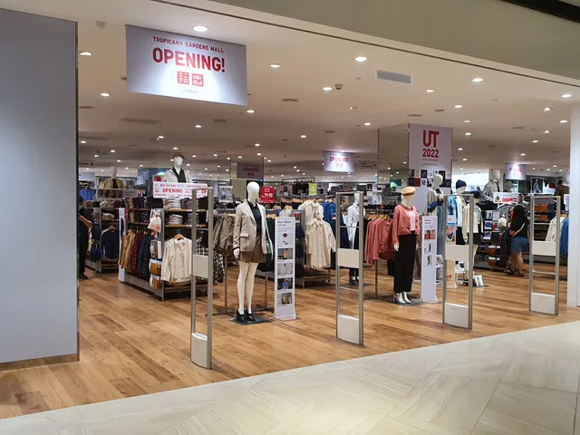 UNIQLO IOI Mall Damansara