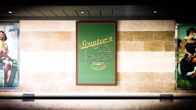 Scooter's Las Arenas