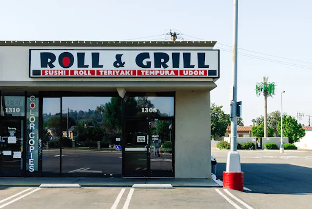 Roll & Grill