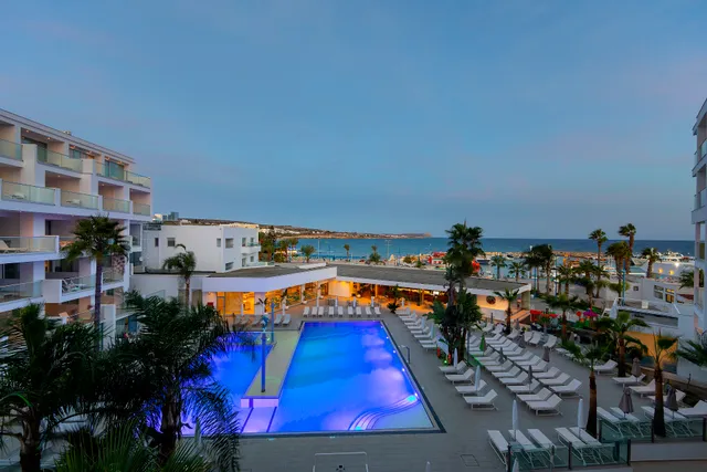 Limanaki Beach Hotel