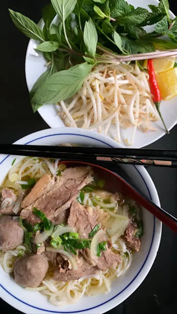 Restaurant Que-Huong