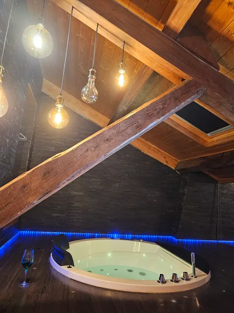 Le Chalet Loft and Spa