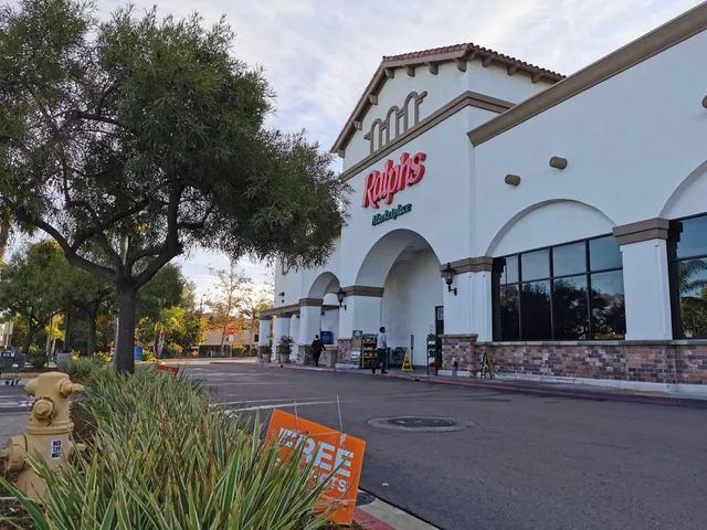 Old Grove Marketplace