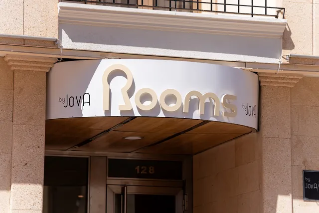 Rooms Hotel by JovA