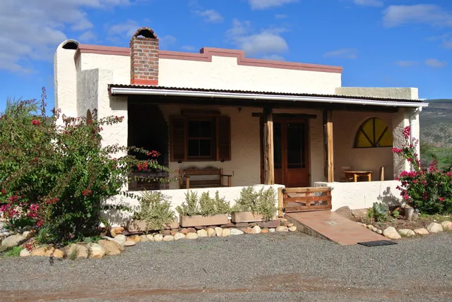 Klein Karoo Valley Guest Farm Cottage