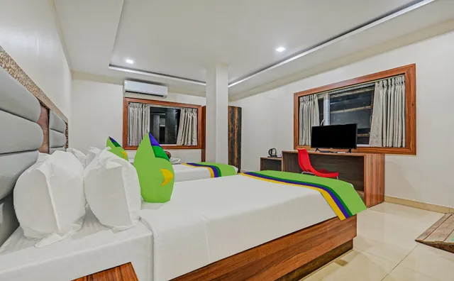 Hotel Paradise Premium Rasulgarh