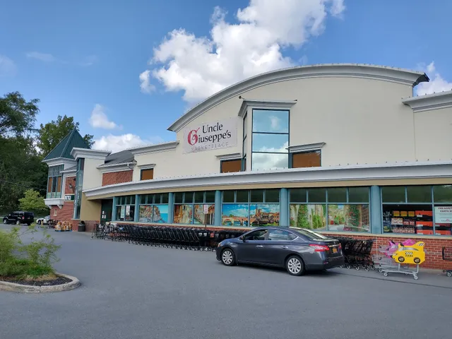 Uncle Giuseppes Marketplace