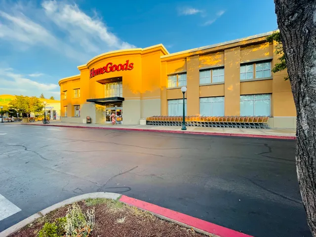 HomeGoods