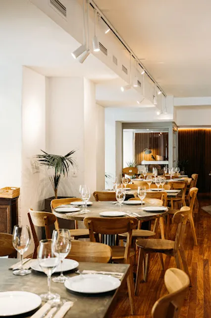 Ástor "Puerta Cerrada"