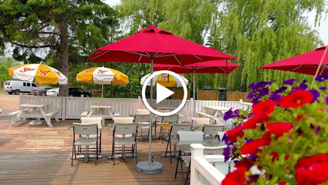 The Lighthouse Restaurant on-the-Pkwy