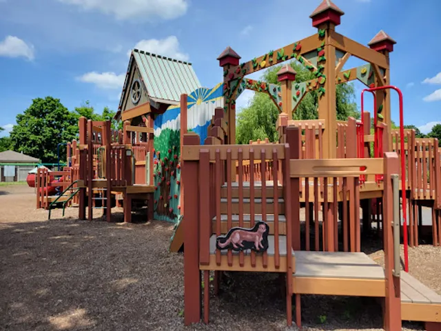 Warwick Playground Dreams