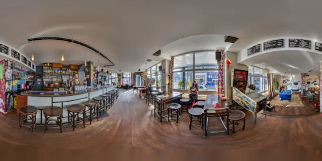 Café Checkpoint Charlie