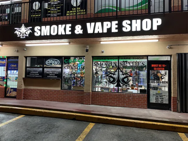 Smoke Shop and Vape Shop - SMOKIN SPADES