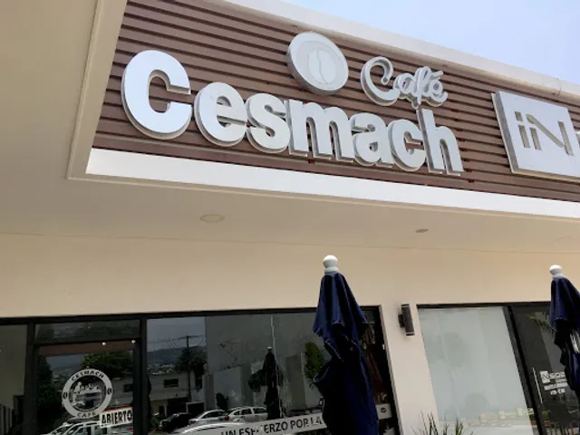 Cesmach Café