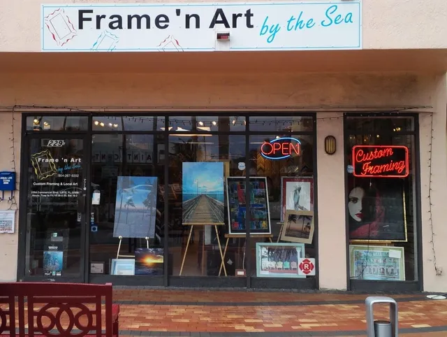 Frame 'n Art by the Sea