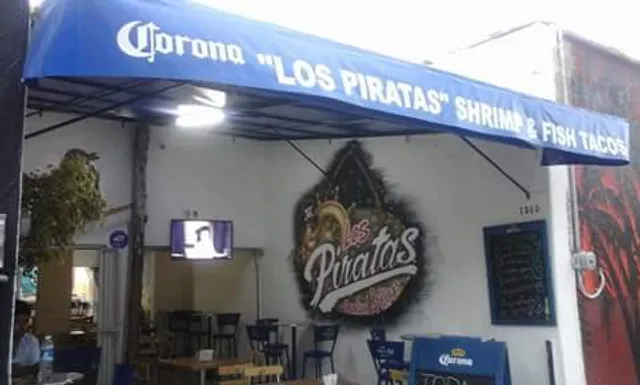Los Piratas Seafood & wings