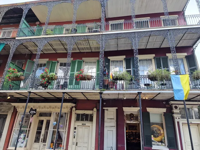 Royal Street Stones & Jewelry