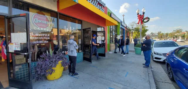 La Azteca Tortilleria