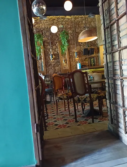 Beau Rivage Public House