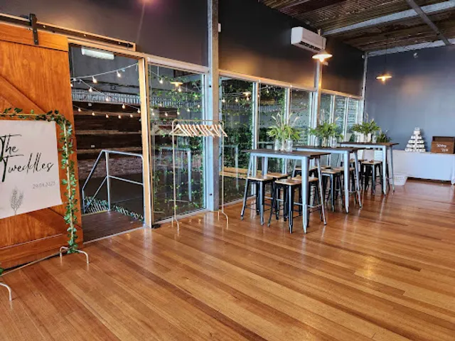 Freight Bar & Rooftop