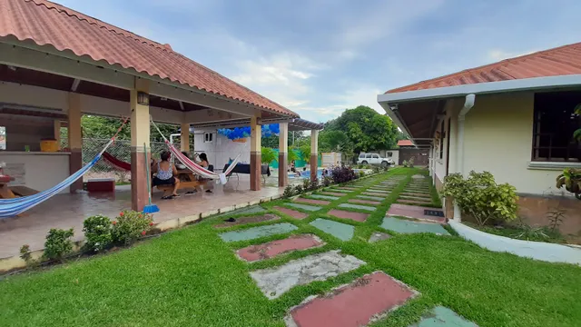 CABAÑAS LA FAMÍLIA