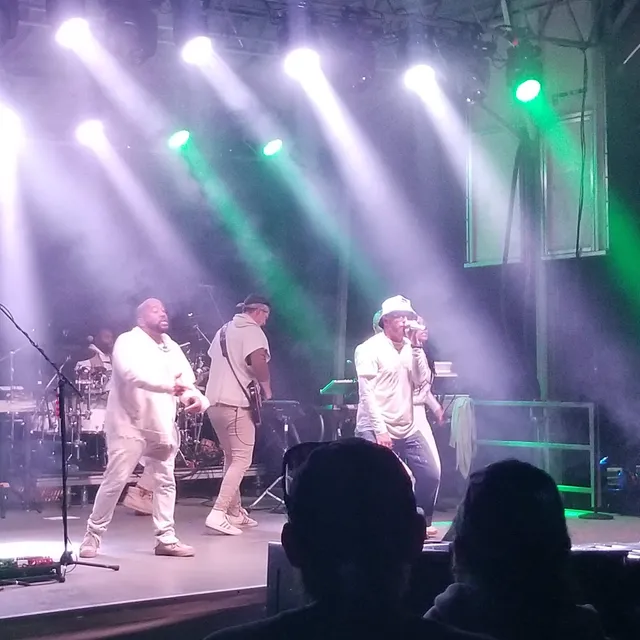 Ridgeview Drive-In Theatre