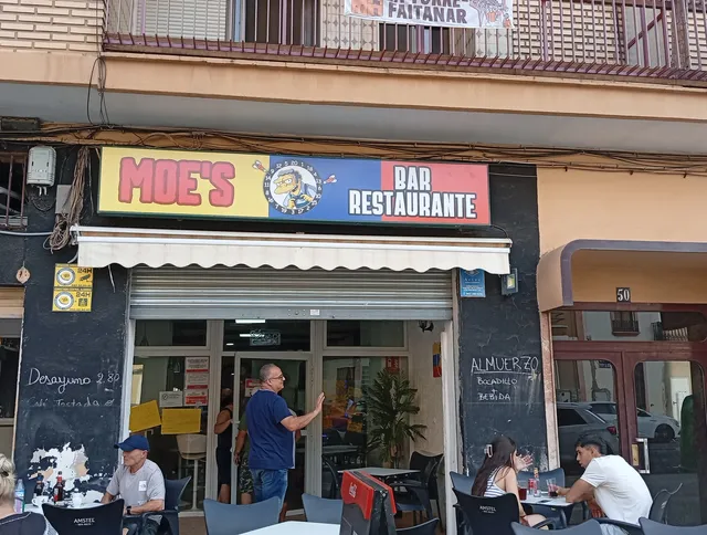 Moe’s Bar Restaurante