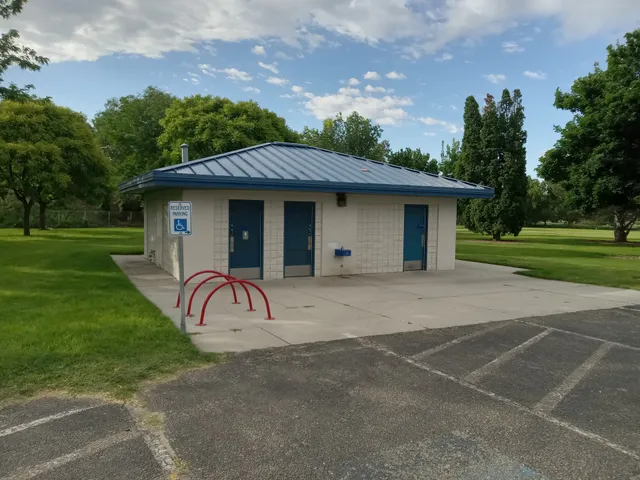 Lakeview Maple Grove Park