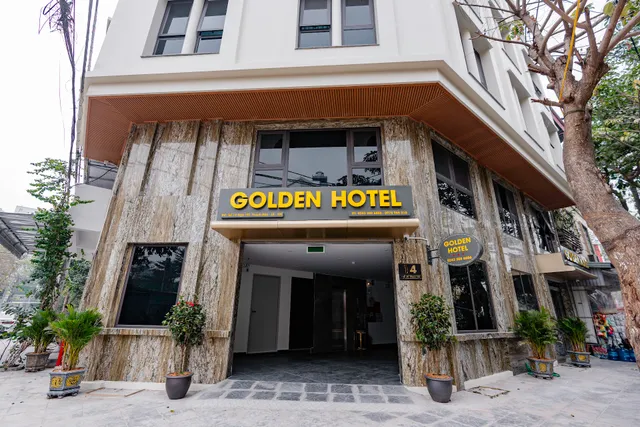 Golden Crown Hotel