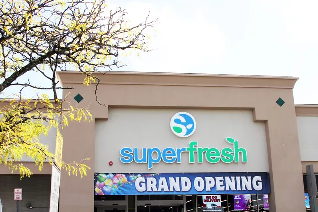 SuperFresh Highland Park