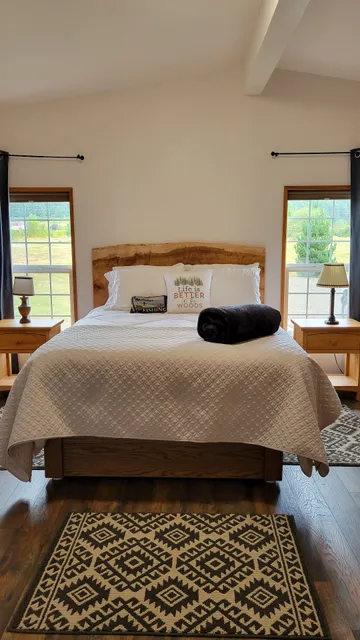 A Relaxing Getaway - A Backwoods Cabin